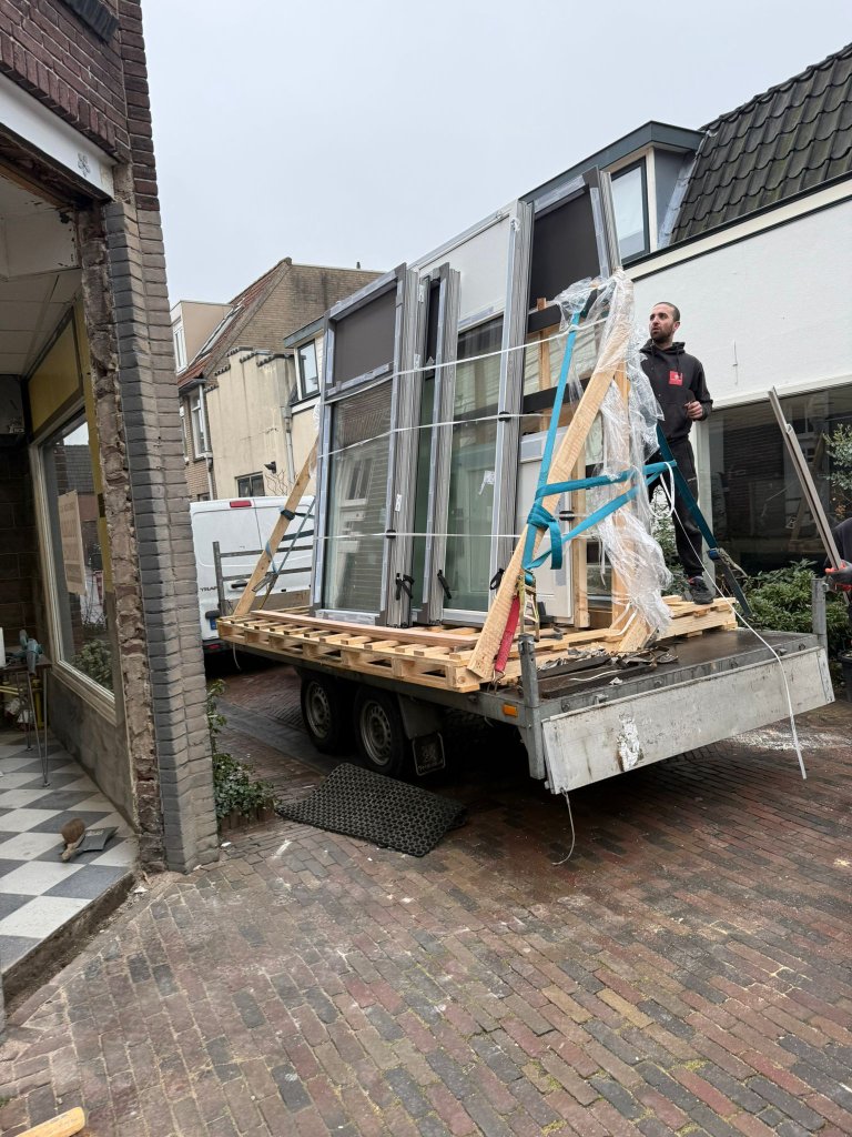Topkozijnen Benelux team aan het werk